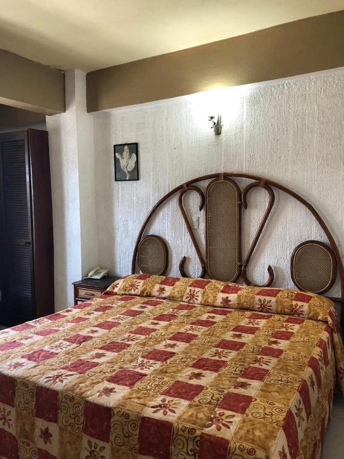 Hotel Sol Del Pacifico Lázaro Cárdenas Buitenkant foto