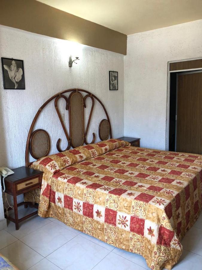 Hotel Sol Del Pacifico Lázaro Cárdenas Buitenkant foto