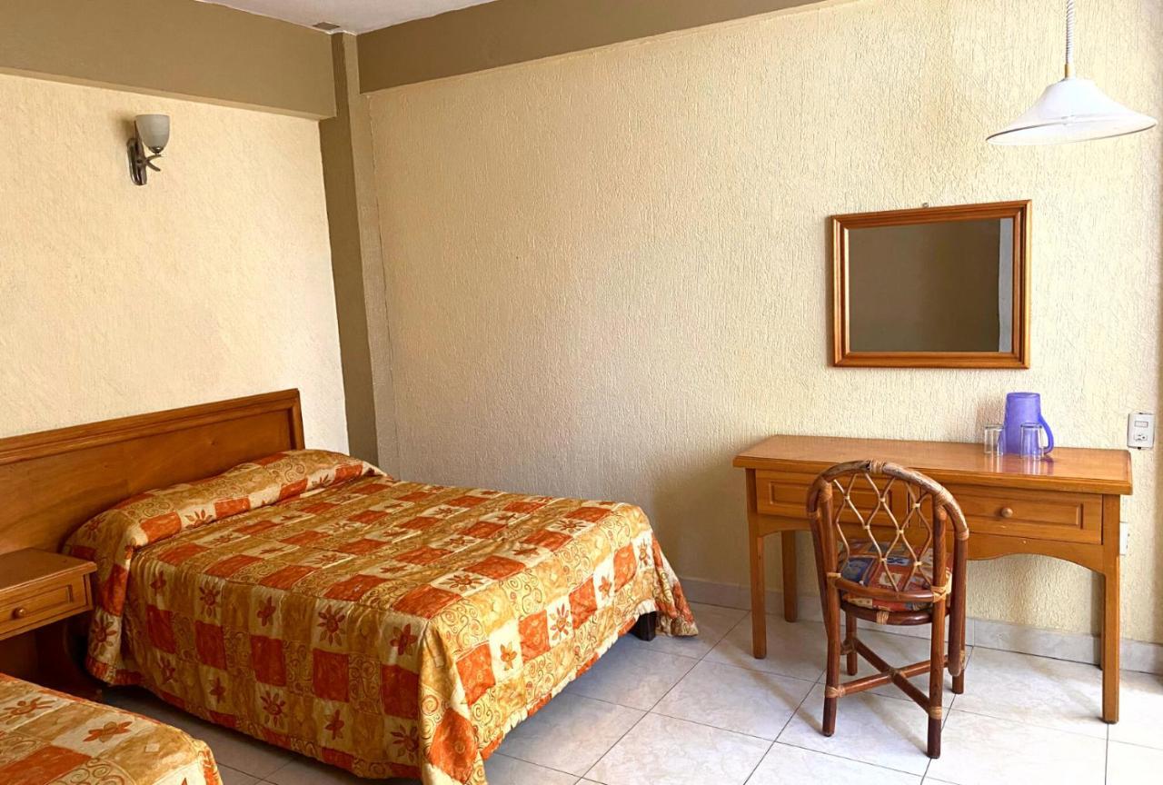 Hotel Sol Del Pacifico Lázaro Cárdenas Buitenkant foto